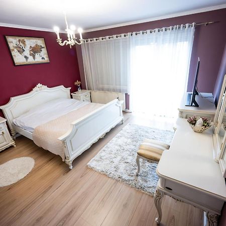 Chios Lake Apartament Cluj-Napoca Buitenkant foto